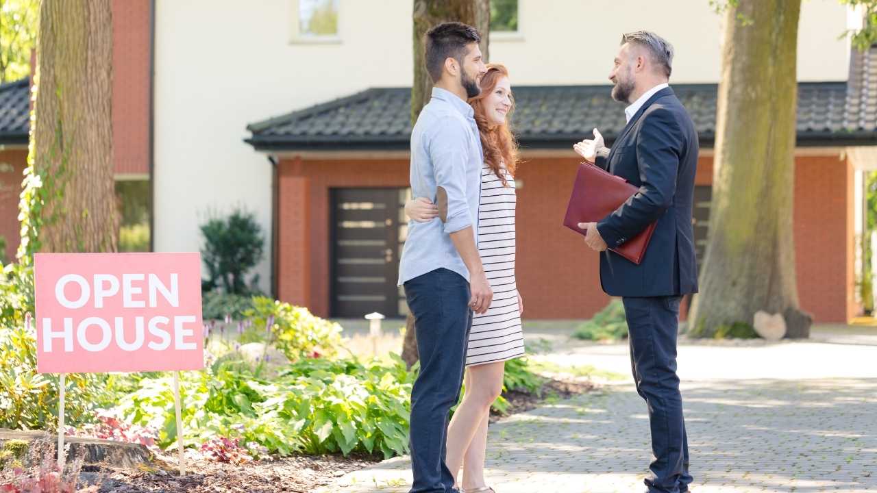 Closing costs for buyers in Alberta